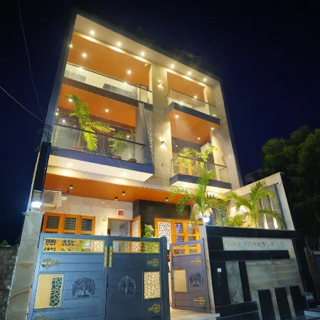 Amritam Palace A Luxury AC Home Stay