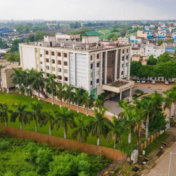 The Aananda Imperial