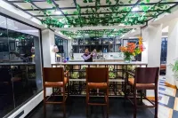 Polo Cherrapunjee Resort - bar