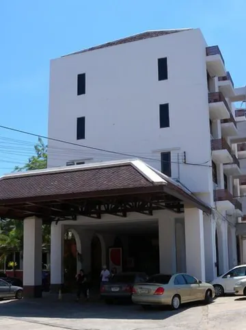 รูปภาพของโรงแรมรอยัลไดมอน จ.เพชรบุรี