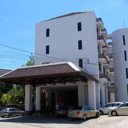 Royal Diamond Hotel