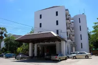 Royal Diamond Hotel Hotel di Phetchaburi