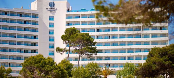 Alua Soul Carolina - Adults Only โรงแรมในLlevant