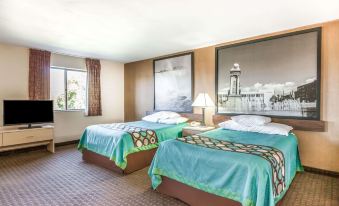 Super 8 by Wyndham Liverpool/Clay/Syracuse Area
