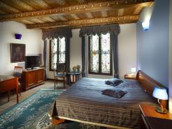 هوتل رويال ريتش