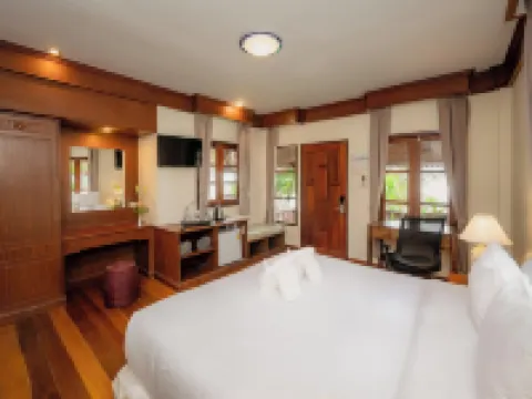 Long Bay Resort Hotels in Ko Pha-ngan District