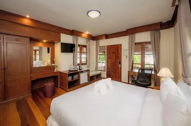 รูปภาพของลองเบย์ รีสอร์ท