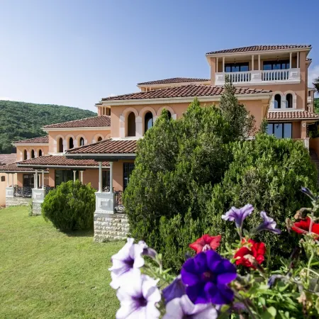 Villas Elenite Premium