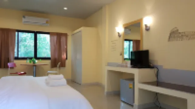 จันทิมา เพลส @ อัมพวา