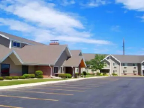 AmericInn by Wyndham Manitowoc Hotels in Manitowoc