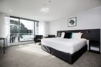 The Metrotel Hotels in 