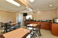 Rodeway Inn - 2-Star