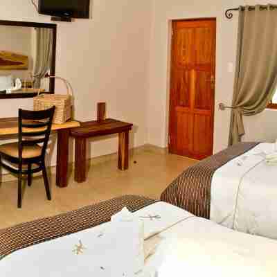Cest Si Bon Hotel Rooms