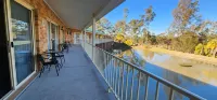Golf Club Motor Inn Wingham فنادق في Wingham