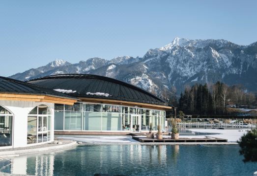 다스 쿠닉 루드윅 야외 수영장