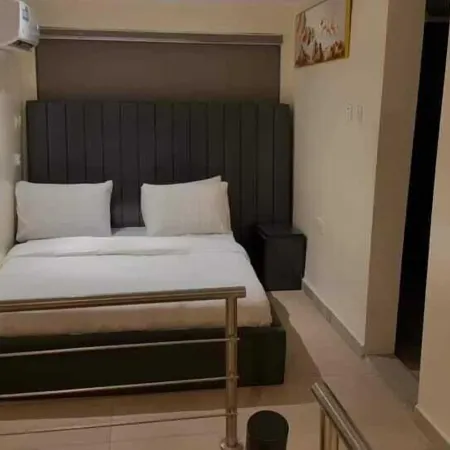 1 Bedroom Penthouse on the Beach Ikate