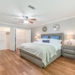 Beautiful & Large Newly Renovated 5 Bedroom House. - Holiday bungalows