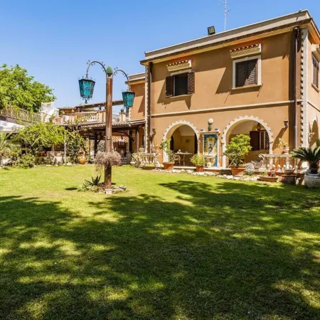 Casa Rubino - Confortevole Casa Con Ampio Spazio Esterno e Piscina Privata