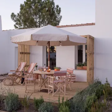 Craveiral Farmhouse by Belong