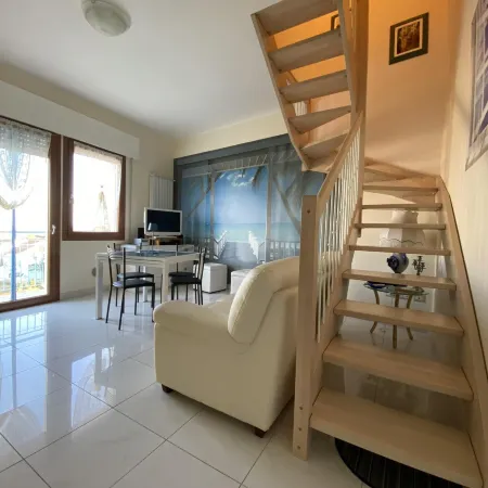 Fairmont Residence Elisabetta by Ca-Sa Check