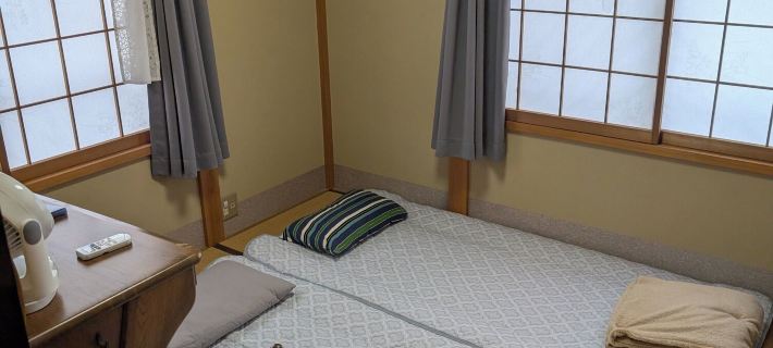 TOGO beach & park side house Отели в г. Нумадзу