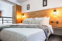 Central Suites by H&R Hotels in Villeta