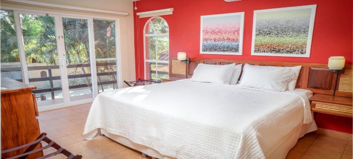 Spacious Home with Private Pool & Covered Patio Near the Beach Hotels in Potrero