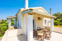 Villa Mavrikia
