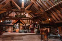 Bright Holiday Home Near Beach