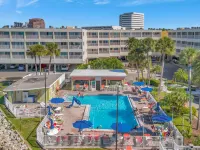 The Hemingway 2bd Tropical Elegance on the Water