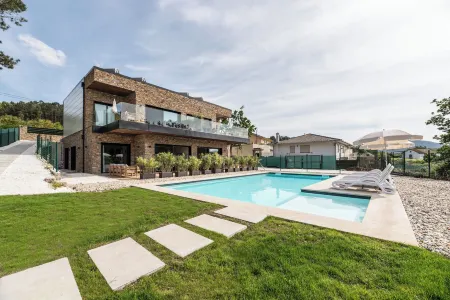 Nova Aguieira Apartments - Acceso Directo Playa