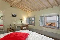 Scalette di Piazza B&B Hôtels à : Montalcino