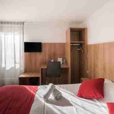 Brit Hotel Plaisance A9/A61 Rooms
