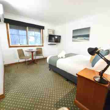 Bell Motel Rooms