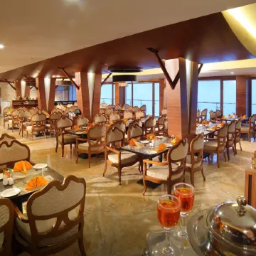 Amber Dale Luxury Hotel & Spa, Munnar