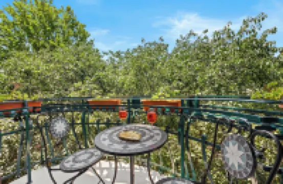 Villa Muenz Luxurious Residence