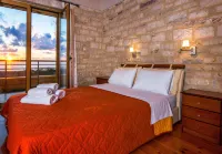 Enastron Villas Hotels in Avlonas