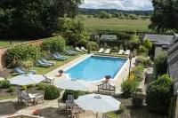 Beechfield House Hotels in Devizes