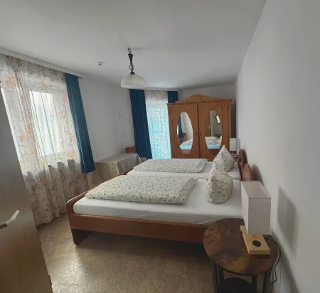 Hostel Heinzelmännchen Отели рядом с достопримечательностью «Кёльнская бизнес-школа»