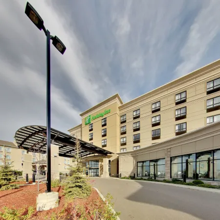 Holiday Inn & Suites EDMONTON ARPT - CONFERENCE CTR by IHG