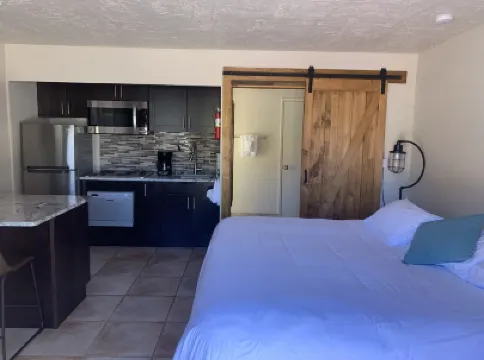 Red Agave Resort (Village of Oak Creek) - 2026 Prices, Reviews & Deals |  Trip.com