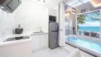 Pohang Playbeach Pension - Hot Tub