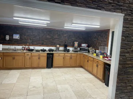 Alien Residence Inn Отели в г. Пекос