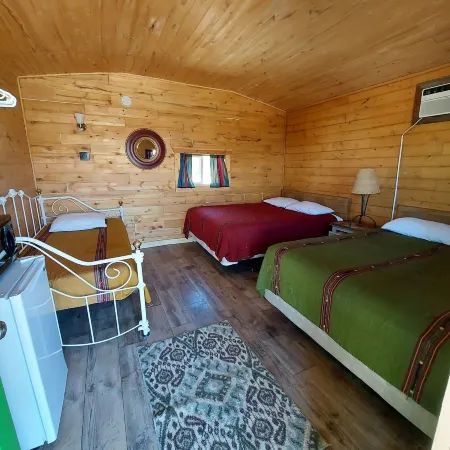 Canyons of Escalante RV Park Отели в г. Эскалант