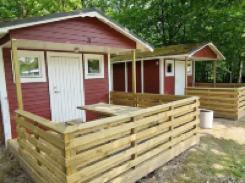 Långasjönäs Camping & Stugby カールスハムンのホテル