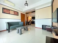 Bohemian Spacious 2Br Apartment at Marbella Suites Dago Pakar Bandung - Kitchens