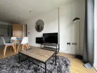 Modern & Comfortable 2Br Apartment