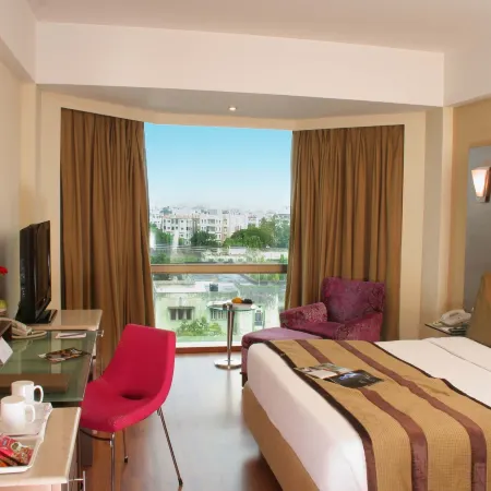 The Golkonda Hotel Отели рядом с достопримечательностью «Район Химайятнагар»
