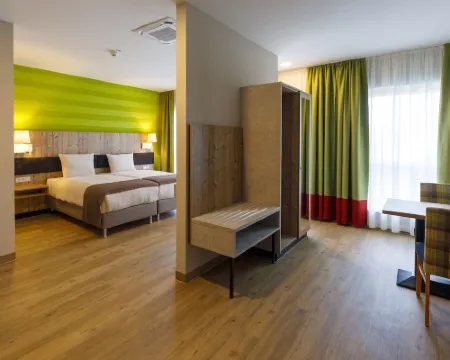 KEDI ホテル パペンバーグ パーペンブルクのホテル