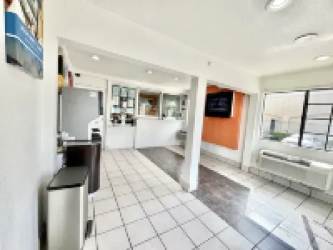 Studio 6 Bellflower, CA - Los Angeles